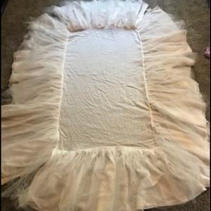 White POTTERY BARN KIDS Tulle Crib Skirt